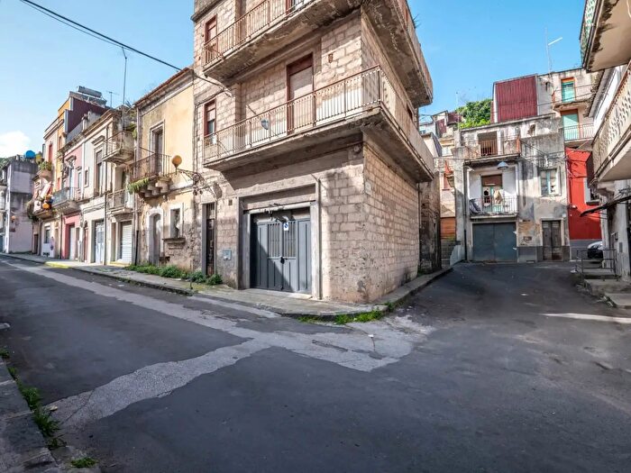 Appartamento quadrilocale in vendita in Via Gioachino Rossini, Lentini