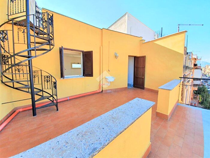 Casa bilocale in vendita in Corso Umberto I, Ficarazzi