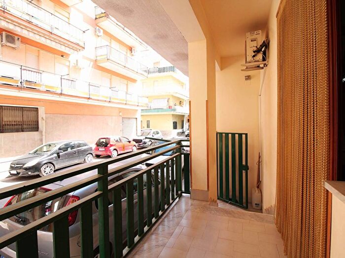 Appartamento trilocale in affitto in Via delle Pergole, Centro, Bagheria