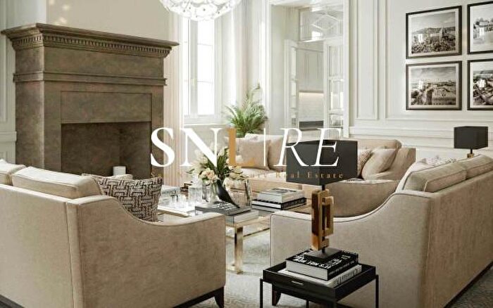 Appartamento con 6 locali in vendita in Ponte Vecchio, Firenze