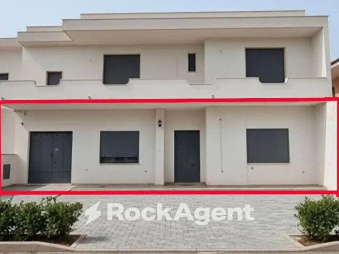 Appartamento quadrilocale in vendita in Via Fratelli Cervi, Melissano