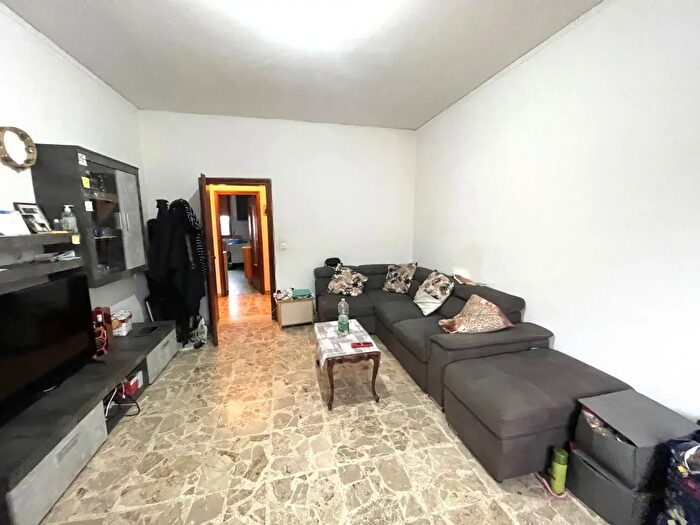 Appartamento trilocale in vendita in Via Attilio Lolli, Mirandola