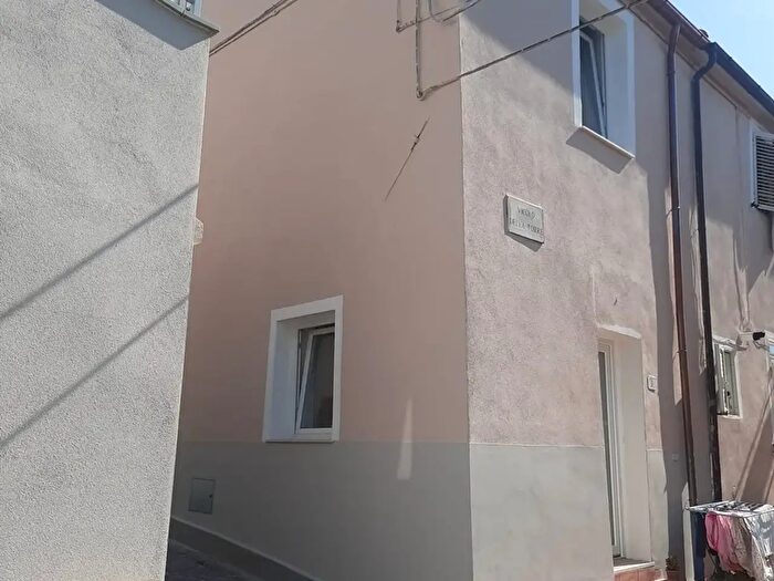 Casa trilocale in vendita in Via della Torre, Rosignano Marittimo
