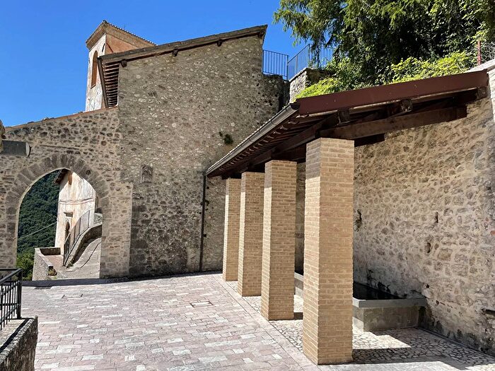 Appartamento quadrilocale in vendita in SantAnatolia di NarcoGavelli, SantAnatolia Di Narco