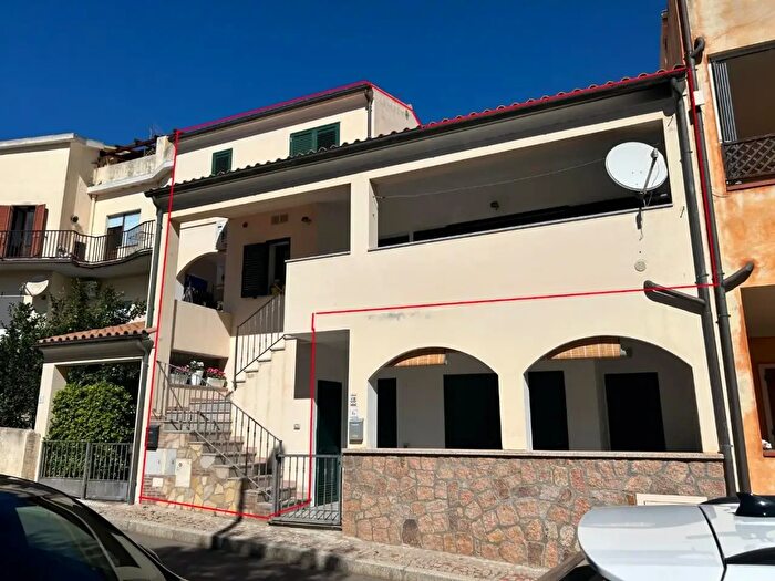 Casa con 5 locali in vendita in Palau