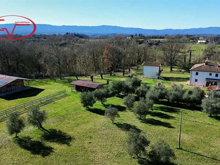 Casa con 15 locali in vendita in Gangherete, Terranuova Bracciolini