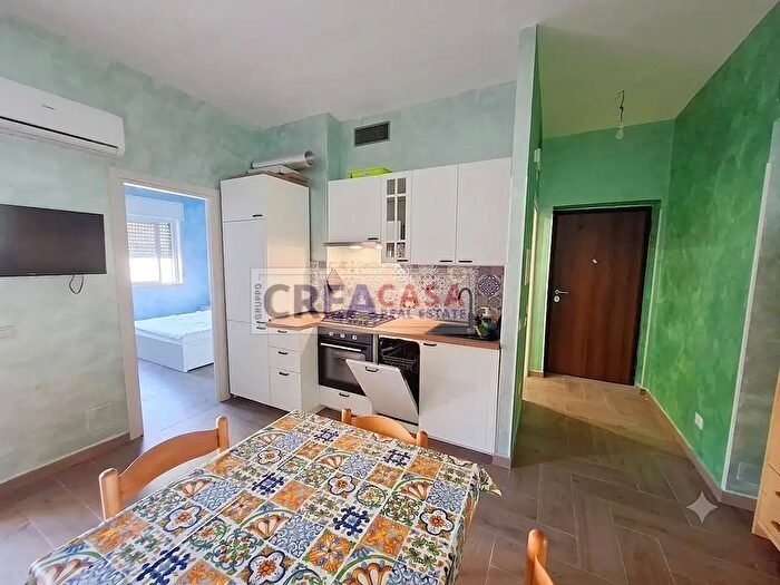 Appartamento bilocale in vendita in Via Porticato, Giardini Naxos