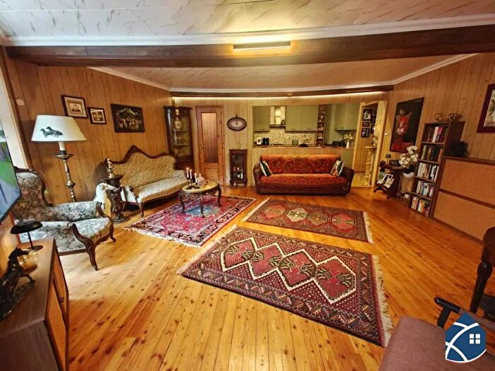 Appartamento trilocale in vendita in Perosa Argentina Piazza Marconi, Perosa Argentina