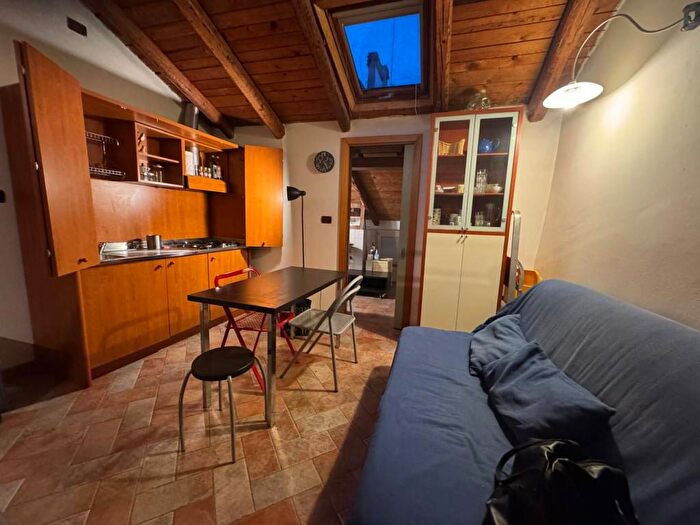 Appartamento monolocale in affitto in adze Nazario Sauro, Centro Storico, Bologna