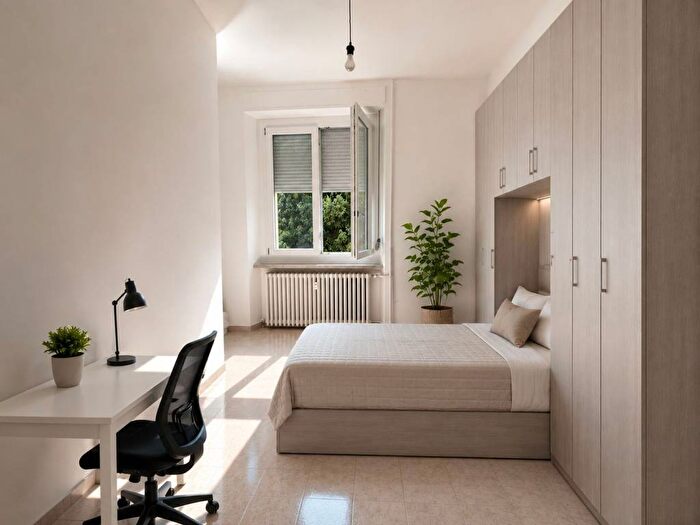 Appartamento trilocale in affitto in Via Revello, Cenisia, Torino