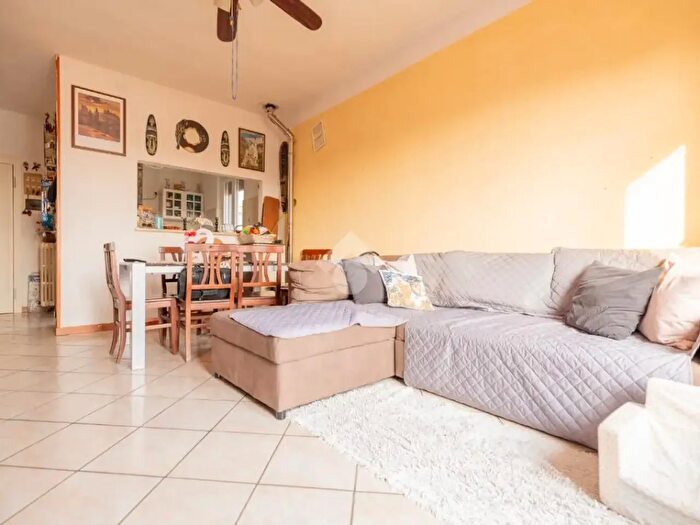 Appartamento trilocale in vendita in Via Don Lorenzo Milani, Torre Boldone