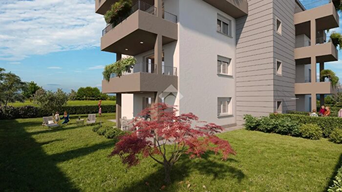 Appartamento quadrilocale in vendita in Via Giacomo Puccini, Torre Boldone