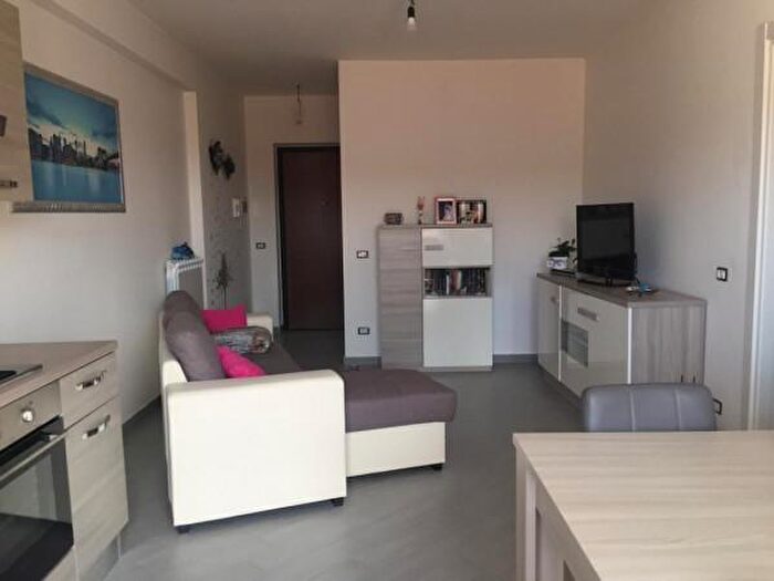 Appartamento bilocale in vendita in Via Campania, Alatri