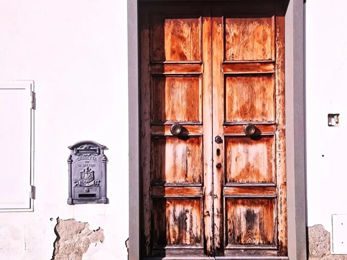 Casa con 8 locali in vendita in Greve In Chianti