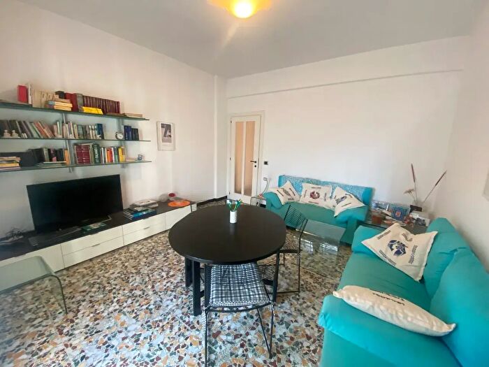 Appartamento con 5 locali in vendita in Sestri Levante