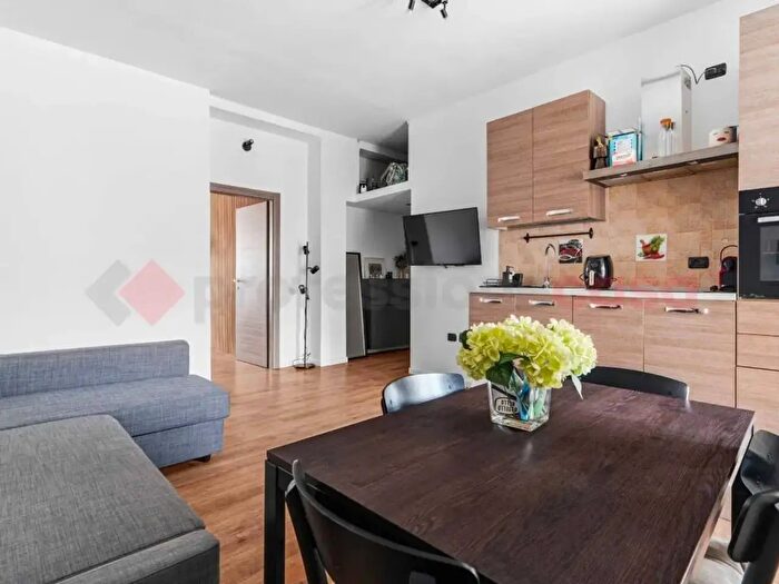 Appartamento bilocale in vendita in Via Santa Rita da Cascia, Milano