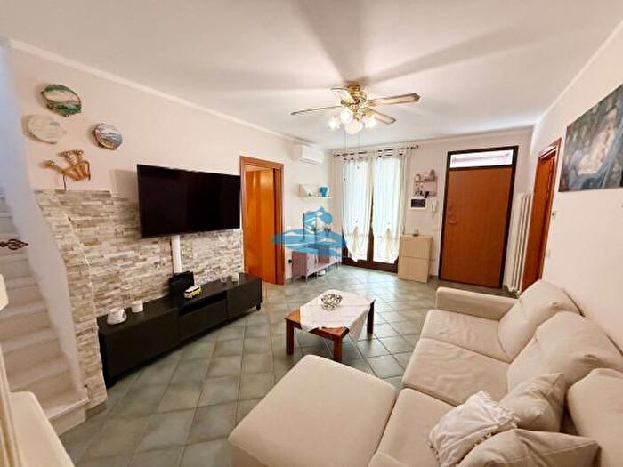 Appartamento con 5 locali in vendita in Ravenna