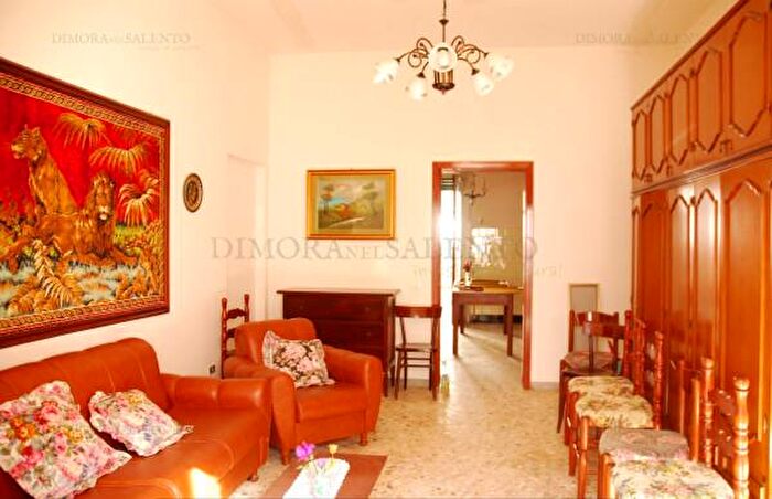 Casa con 5 locali in vendita in Via Maggio, Alessano