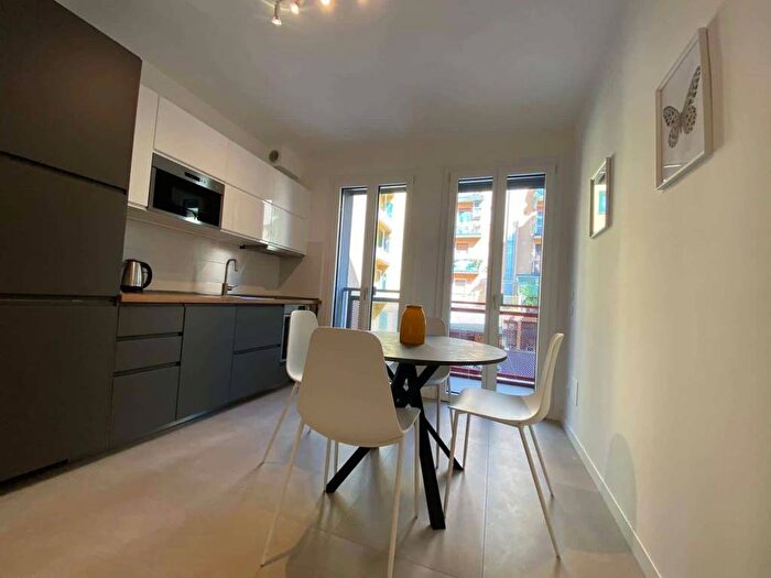 Appartamento monolocale in affitto in Via Mascarella, Irnerio, Bologna