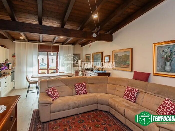 Appartamento trilocale in vendita in Corso Sempione, Castellanza