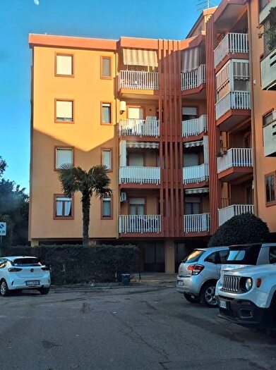 Appartamento quadrilocale in affitto in Via Siviglia, Genneruxi, Cagliari