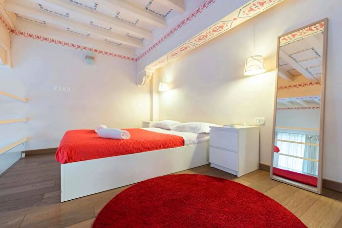 Appartamento monolocale in affitto in Via De Ginori, Firenze