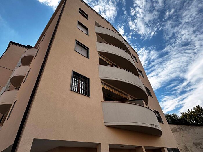 Appartamento bilocale in affitto in Via Vittorio Scialoia, Affori, Milano