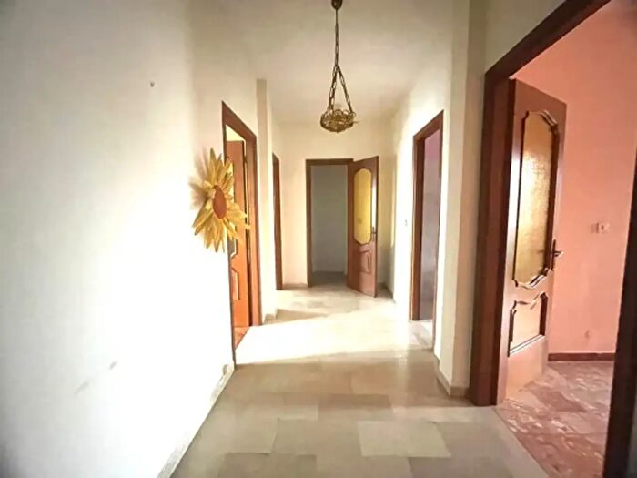 Appartamento trilocale in vendita in Via Benedetto Cairoli, Chivasso