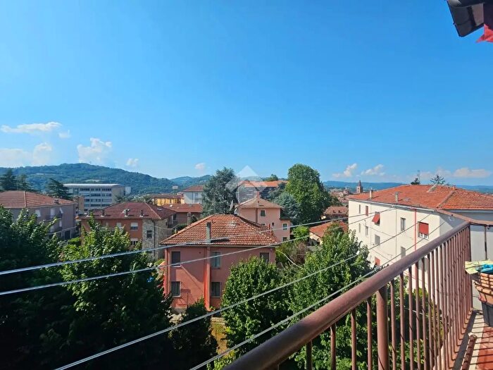 Appartamento quadrilocale in vendita in Via F Magellano, Acqui Terme