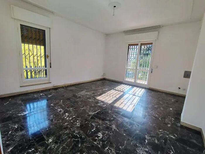 Appartamento con 5 locali in affitto in Viale Monte Grappa, Reggio Emilia