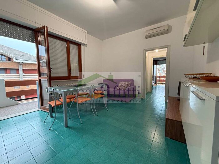 Appartamento trilocale in affitto in Piazza SantAlfonso, Centro, Francavilla al Mare