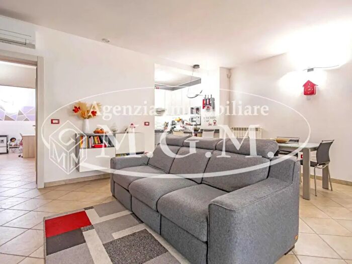 Appartamento con 5 locali in vendita in Pontedera