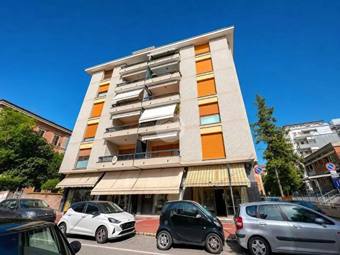 Appartamento quadrilocale in vendita in Via Vincenzo Cerulli Irelli, Teramo