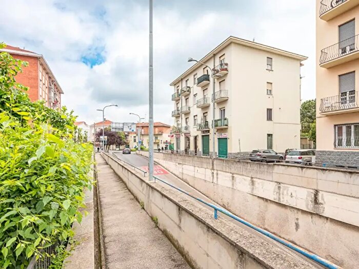 Appartamento trilocale in vendita in Via Motrassino, Venaria Reale