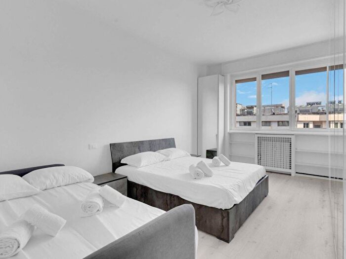 Appartamento bilocale in affitto in Via Beldiletto Milano MI Italia, Famagosta, Milano