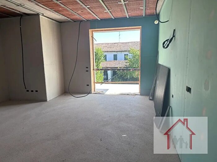 Appartamento trilocale in vendita in Maserada Sul Piave