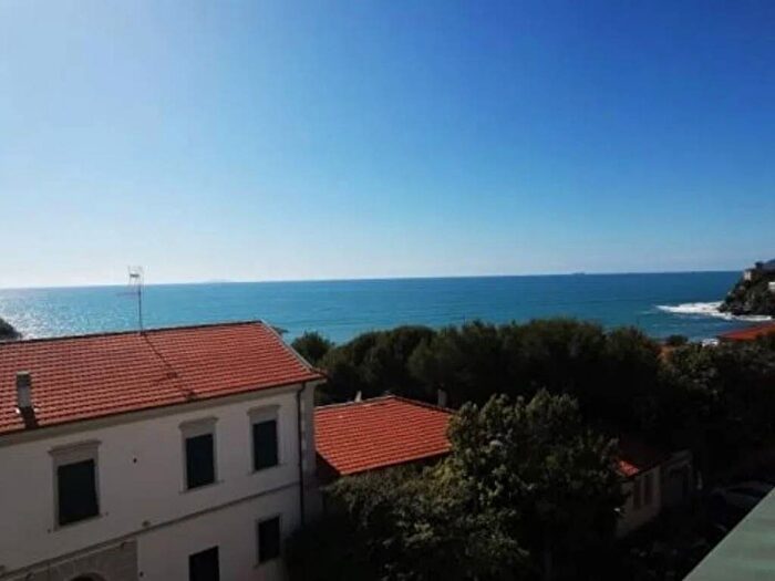 Appartamento quadrilocale in affitto in Rosignano Marittimo Paese, Rosignano Marittimo