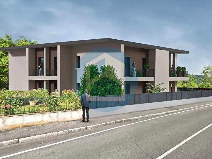 Case in Vendita e in Affitto - 3