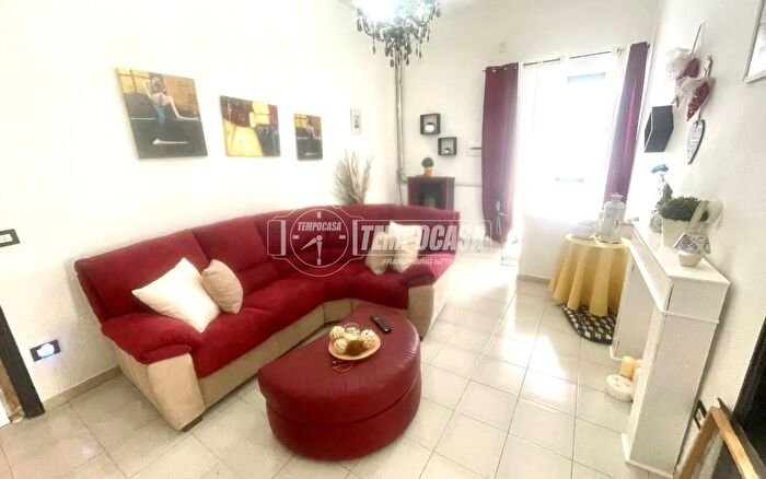 Appartamento trilocale in vendita in Casalnuovo Di Napoli