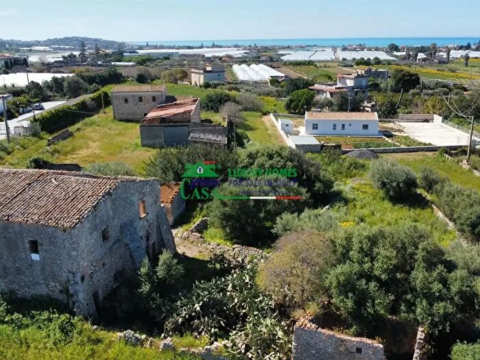 Casa bilocale in vendita in Contrada Marina Grande, Scicli