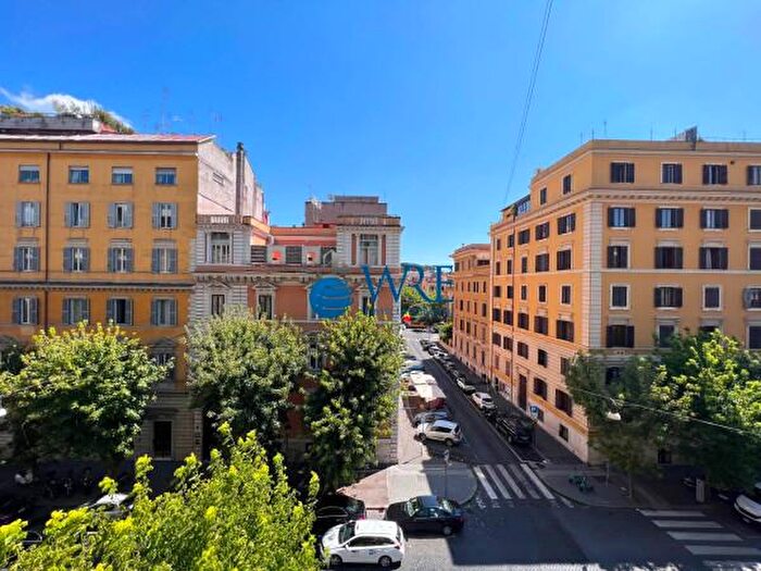 Appartamento bilocale in vendita in Via Fabio Massimo, Roma