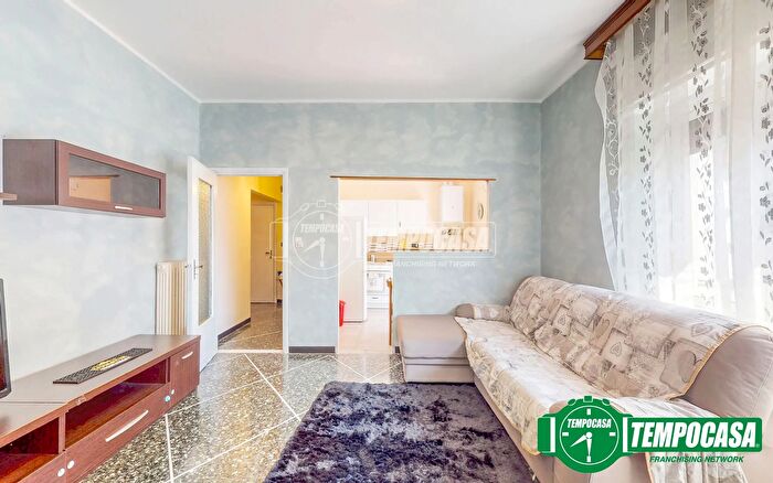 Appartamento trilocale in vendita in Via Nuova Vignole, Serravalle Scrivia