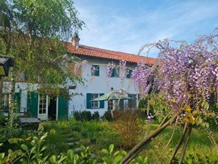 Casa con 5 locali in vendita in Via Mulini San Michele At Italy, Dusino San Michele