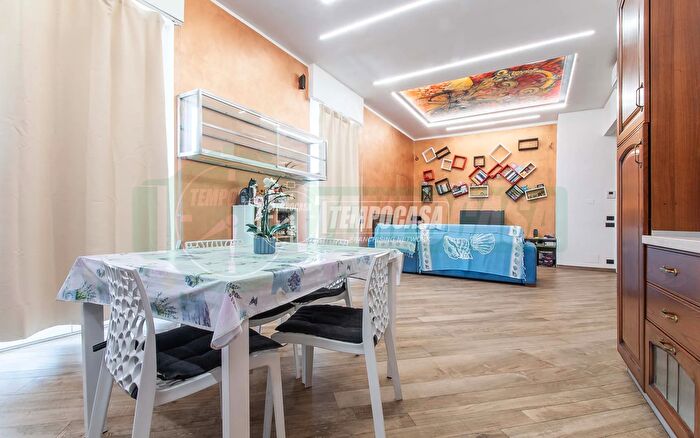 Appartamento quadrilocale in vendita in Castiglione Olona