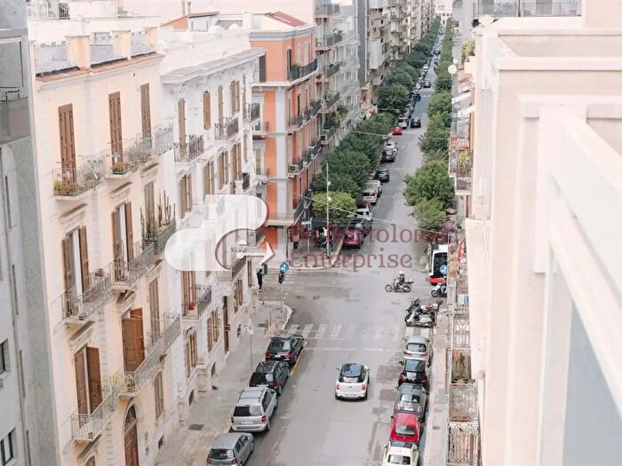 Appartamento trilocale in affitto in Via Beata Elia di San Clemente, Bari