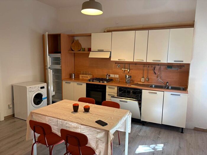 Appartamento bilocale in affitto in Viale Francesco Redi, Porta al Prato San Jacopino, Firenze