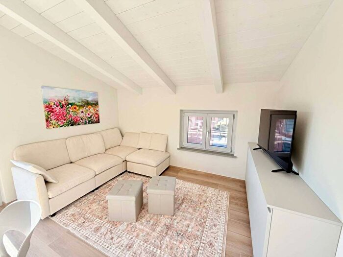 Appartamento bilocale in affitto in Via Conti Roero, Piobesi dAlba