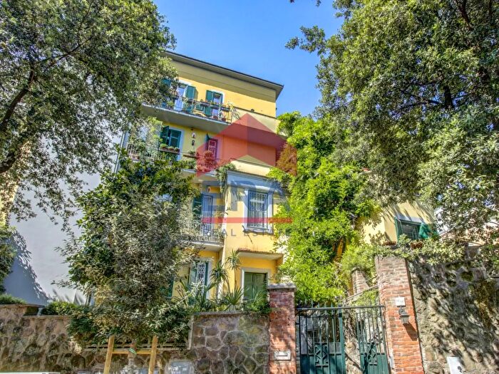 Appartamento bilocale in vendita in Via Spluga, Roma