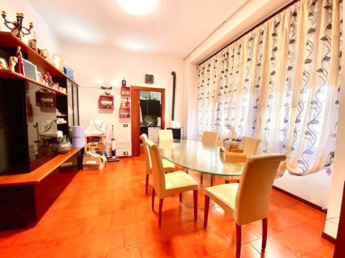 Appartamento con 6 locali in vendita in Vicenza