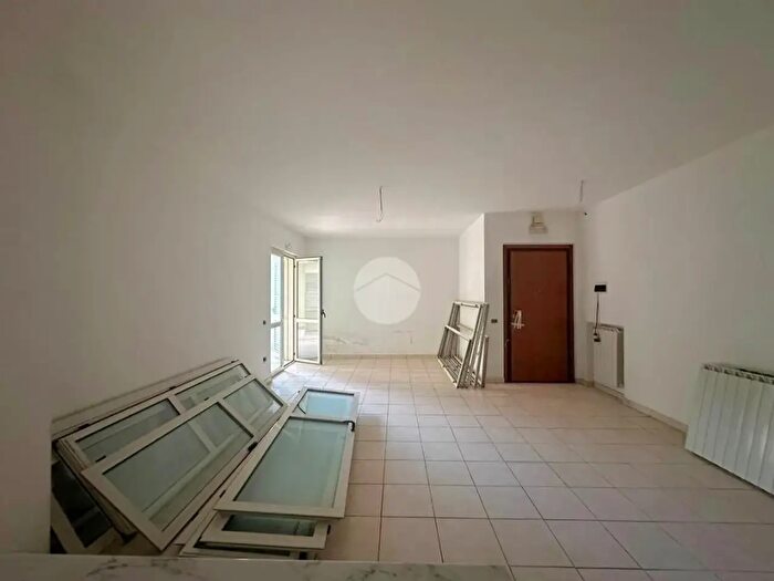 Appartamento quadrilocale in vendita in Viale dei Bersaglieri, Caserta